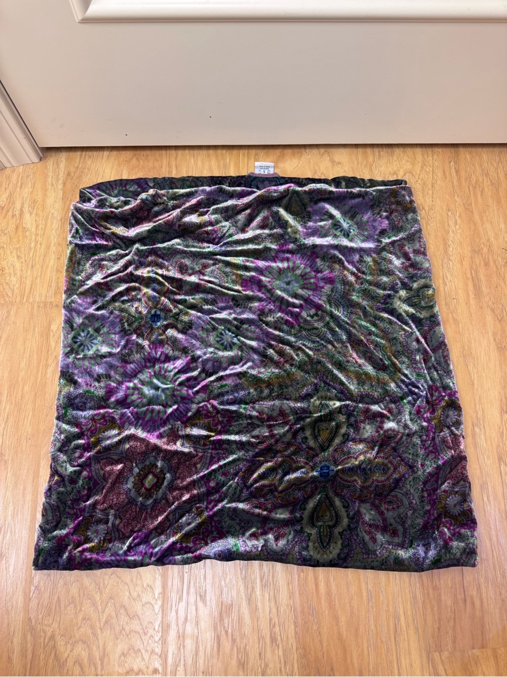 Johnny Was Purple Multi Floral Paisley Velvet Infinity Scarf Wrap